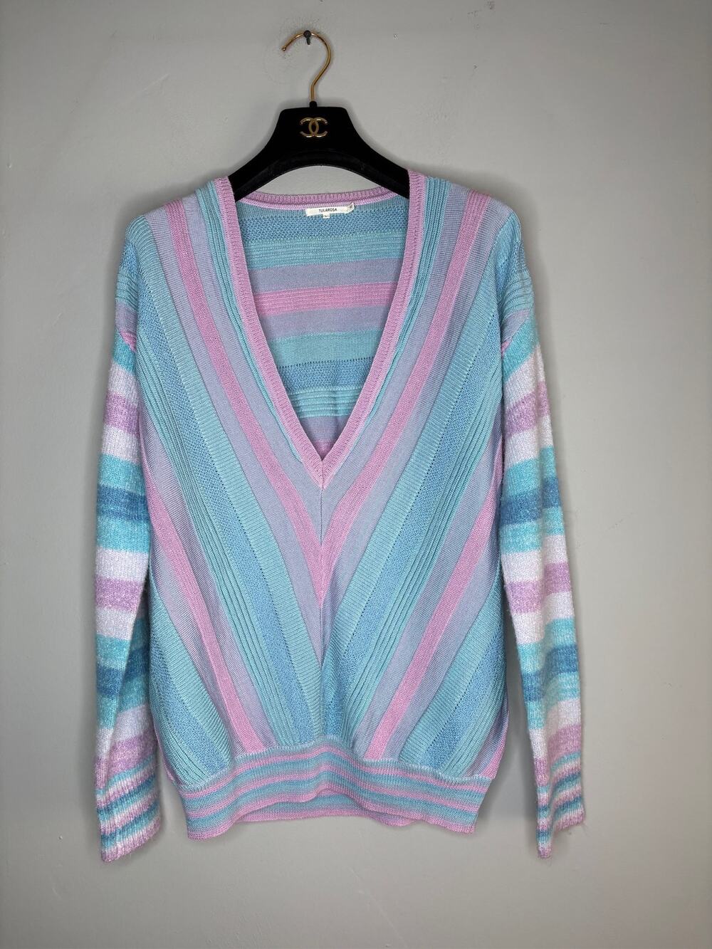 Tularosa Pastel Striped V-Neck Knit Sweater Womens Size Large Soft Cozy Pullover